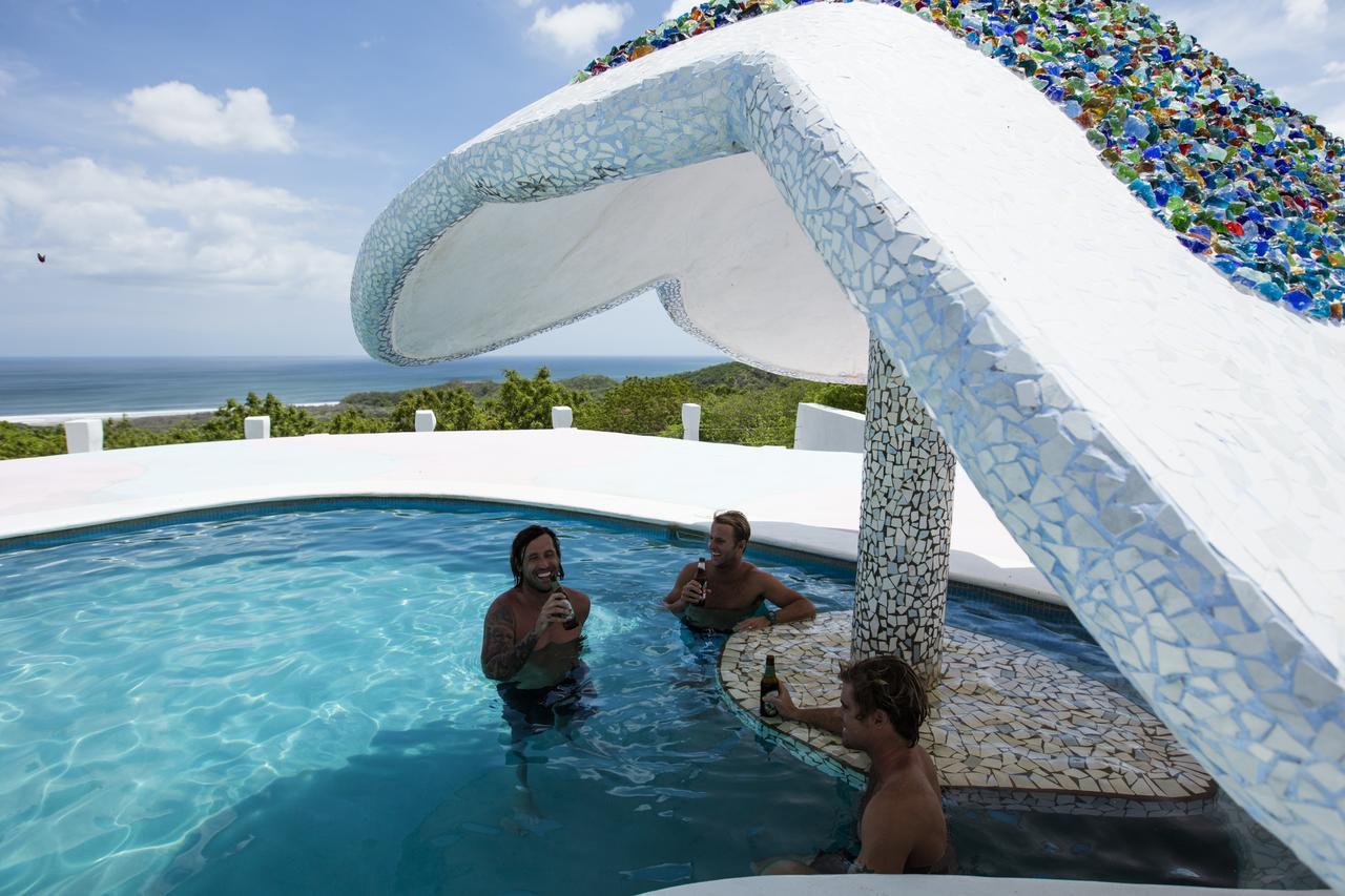 Two Brothers Surf Resort Tola Exterior photo